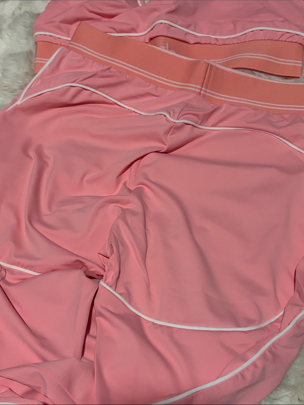 ALO Yoga Pink Sports Bra and Leggings Set with White Trim (3 piece set w/jacket) - Picture 4 of 7